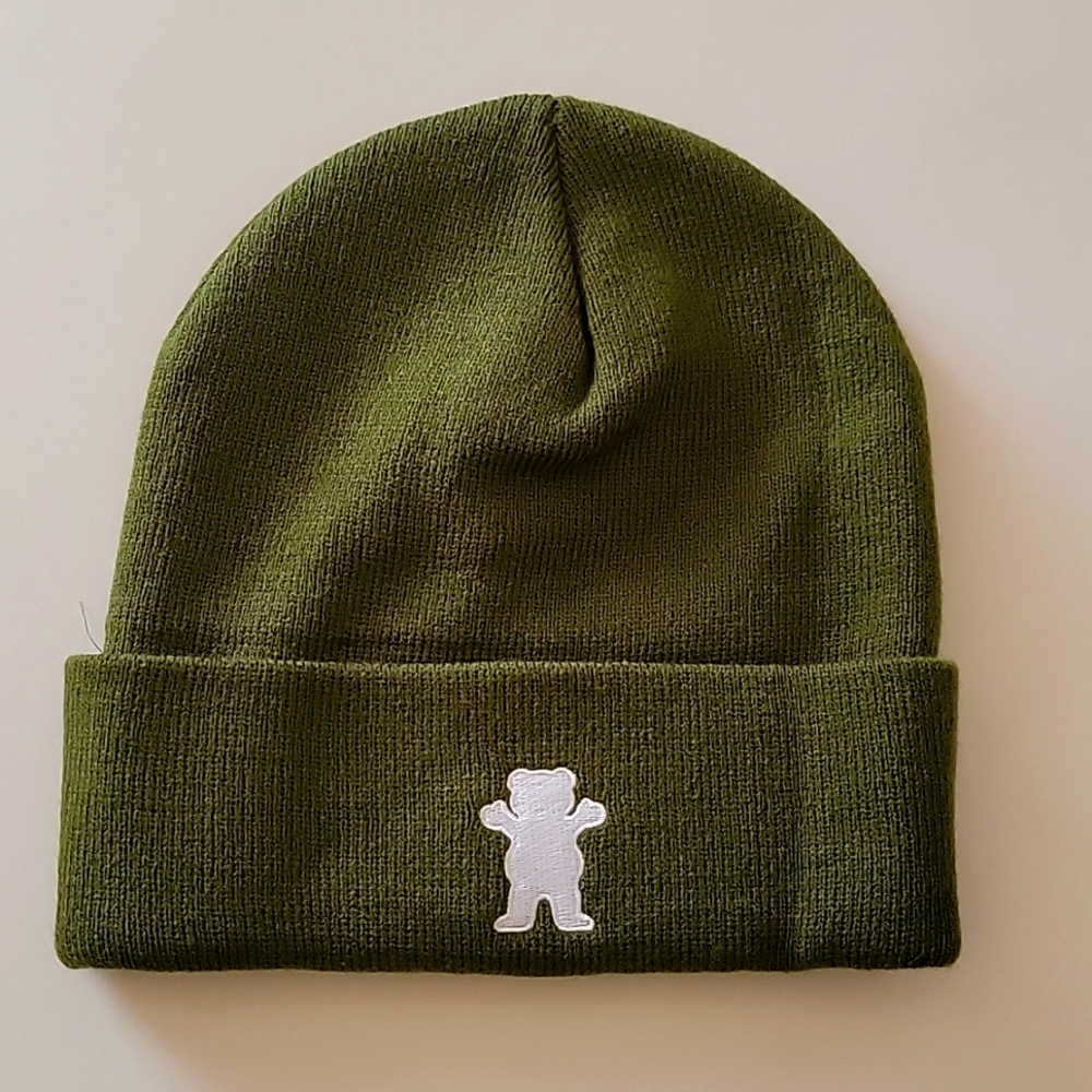 Olive Green beanie with a teddy 🧸